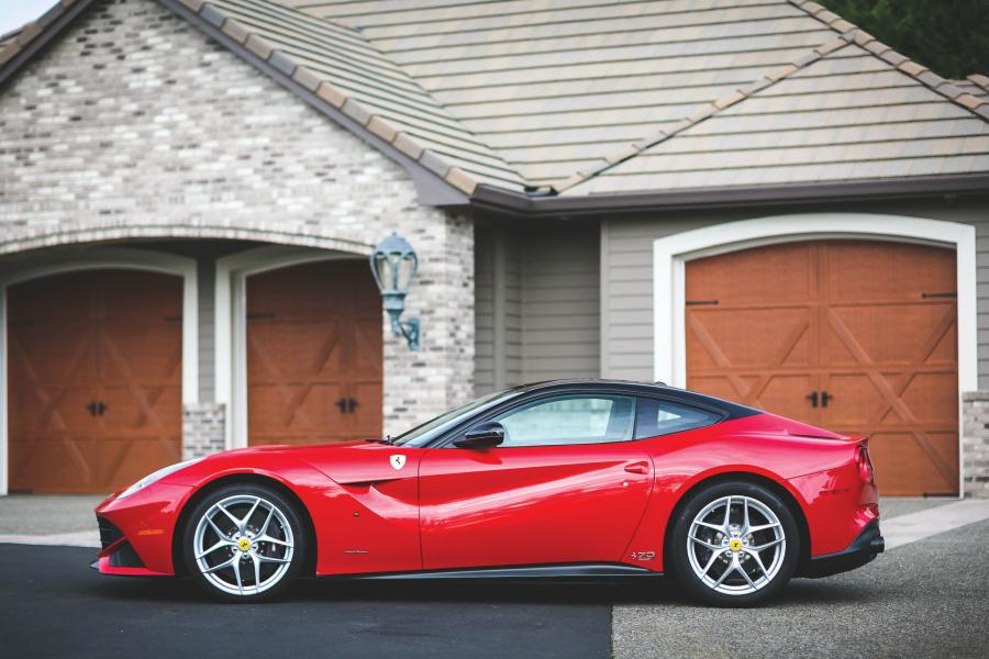  Ferrari F12berlinetta The Magnum PI (226588) 2017 года  (фото 30 из 40)
